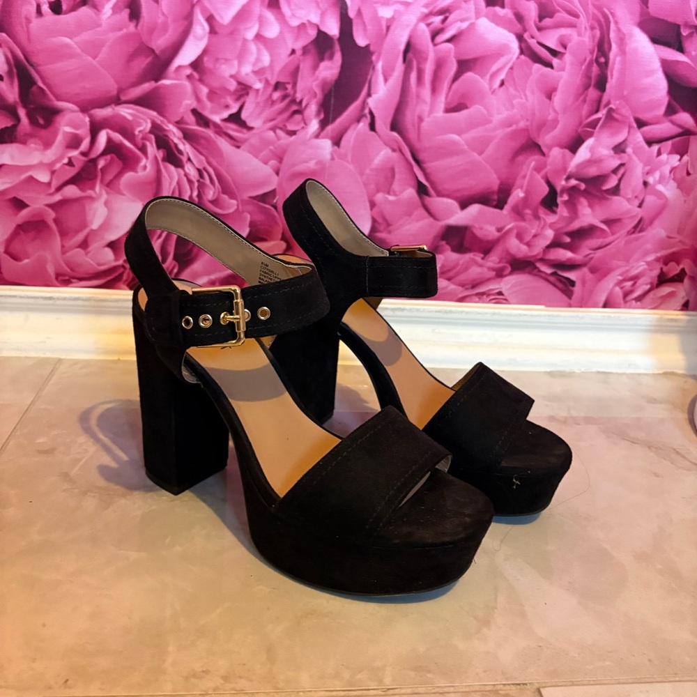 Nine West platform heel